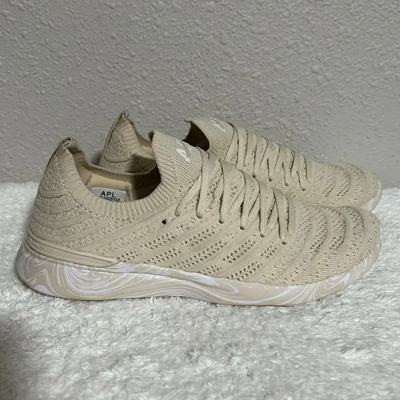 APL Women’s Size 8 TechLoom Wave Parchment / White / Marble