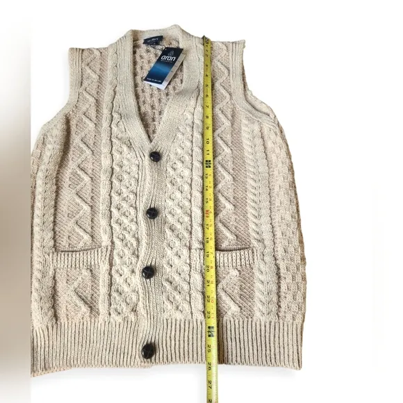 Aran Women's Merino Wool Cable Knit Cardigan Sweater Vest Size L Made In Ireland