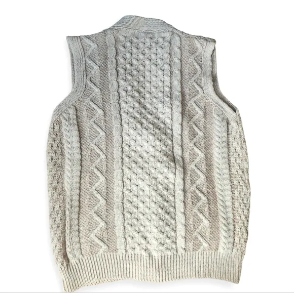 Aran Women's Merino Wool Cable Knit Cardigan Sweater Vest Size L Made In Ireland