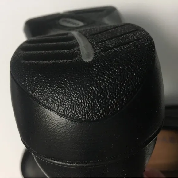 Aravon Leather Slip On Flats Shoes Size 9.5EE Black Lightweight Work Office