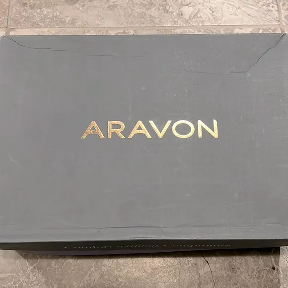 Aravon Rockport Career Dress Chelsea Boots in Black Leather Size 12, New in Box