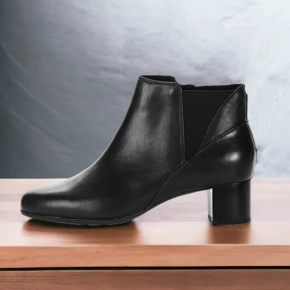 Aravon Rockport Career Dress Chelsea Boots in Black Leather Size 12, New in Box