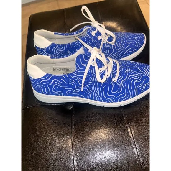 ARCOPEDICO L76 Blue Women’s Lace-Up Sneakers Size 37/US 7