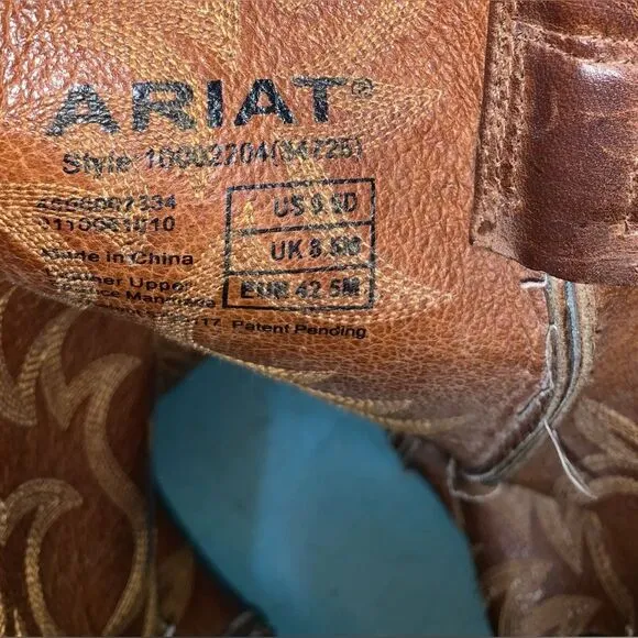 Ariat Mens cowboy Boots size 9.5 D