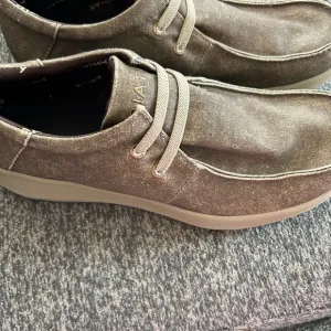 Arita Men's Size 9D Hilo Stretch Sneaker In Brown Canvas NWOB