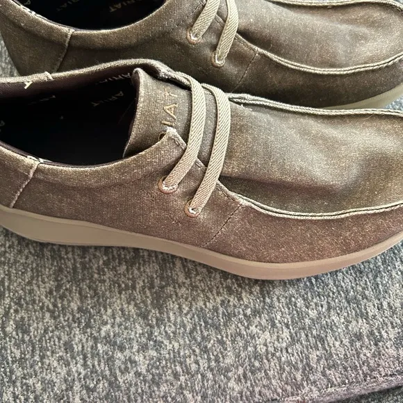 Arita Men's Size 9D Hilo Stretch Sneaker In Brown Canvas NWOB