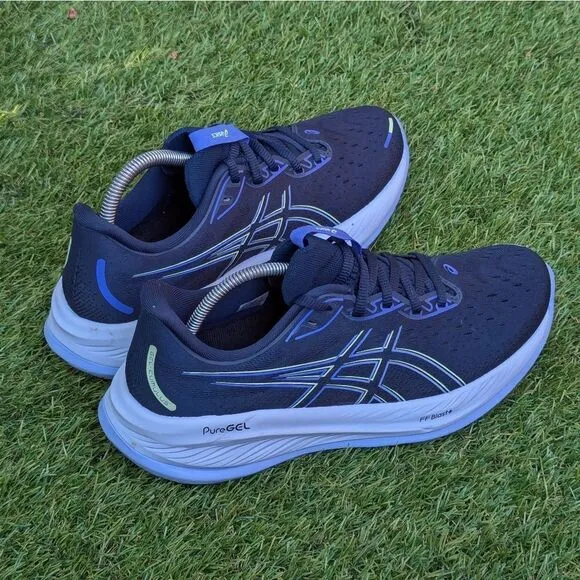 ASICS GEL-CUMULUS 26 - Women's Athletic Shoes - SIZE 9