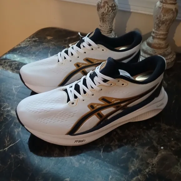 Asics Gel-Kayano 30 Comfort/Running Medical Field Shoes Size 10 Men/11.5…