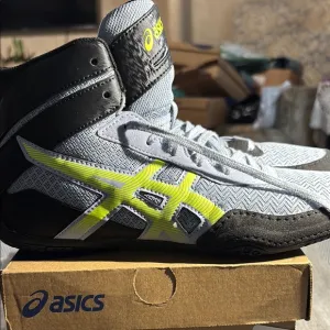 Asics Gray and Black Athletic Shoes with Breathable Mesh