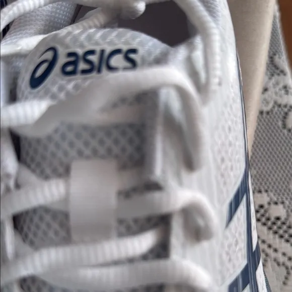 Asics Men's Athletic Shoes - White and Blue