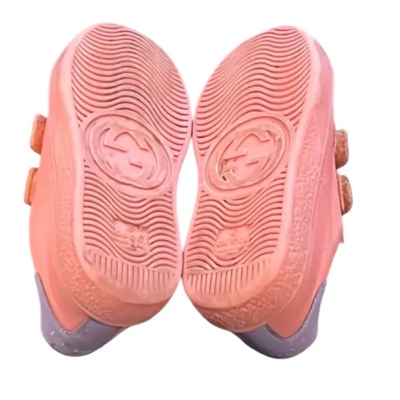 Authentic Gucci luxury designer GG baby girl pink leather sneakers SZ 10