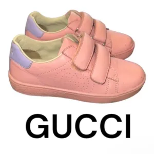 Authentic Gucci luxury designer GG baby girl pink leather sneakers SZ 10