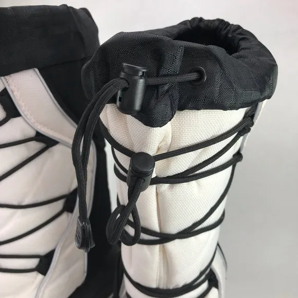 Baffin Women's 7 Icefield Winter Boots Cold White Black