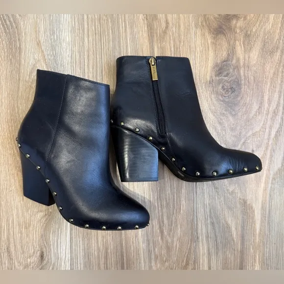 BCBG Generation Womens Jonnie Ankle Boots Studded Leather High Heels Black 7M