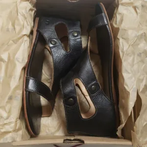 Bed Stu women’s sandal. Size 11