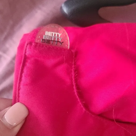 Betty Rides Ski Jacket Sz M | Preloved | See Photos for Flaws