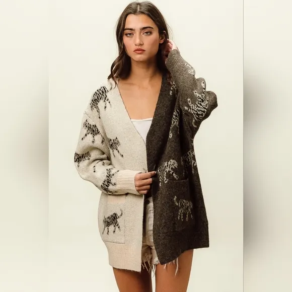 BiBi Wild Cat Knit Color Contrast Open Front Long Sleeve Patch Pocket Cardigan