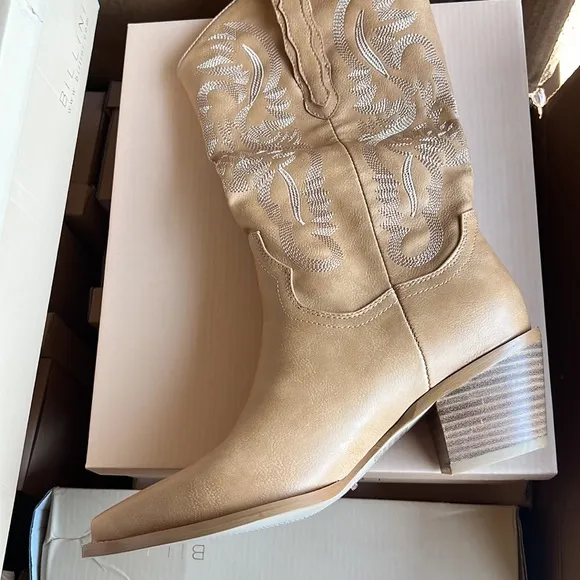 Billini Danilo Western Boots in Camel Brown