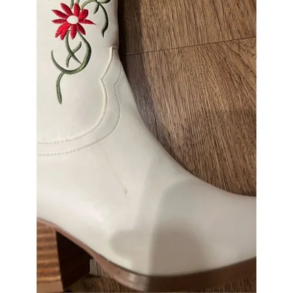 BiLLiNi Women's Yanet  Western Red Boots Pointed Toe Chunky Heel Boots size 9