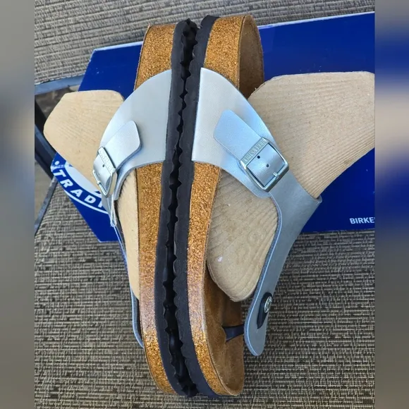 Birkenstock Gizeh Silver Sandals, Size 10 (Euro 41)N
