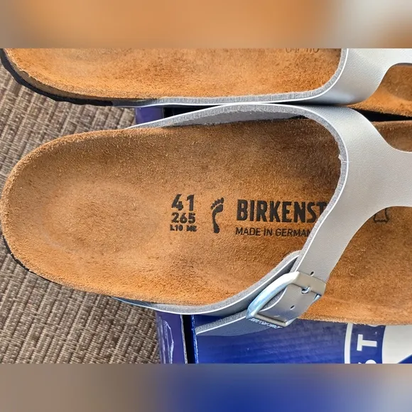 Birkenstock Gizeh Silver Sandals, Size 10 (Euro 41)N