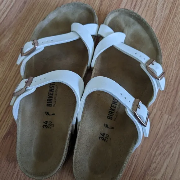 Birkenstock Mayari sandals