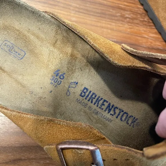 BIRKENSTOCKS Men's Boston soft footbed Brown Suede Slip-On Sandals