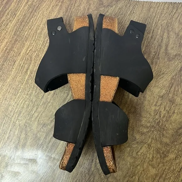 Birki's Black &quot;Rio&quot; Birko-Flor Sandals Size 7