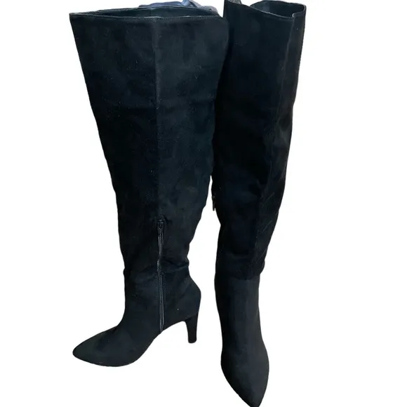 Black suede pointed toe high heel tall over the knee winter boots sz 6.5