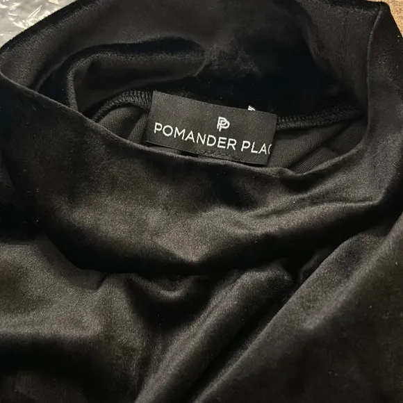 Black Velvet Mottershead DressPOMANDER PLACE