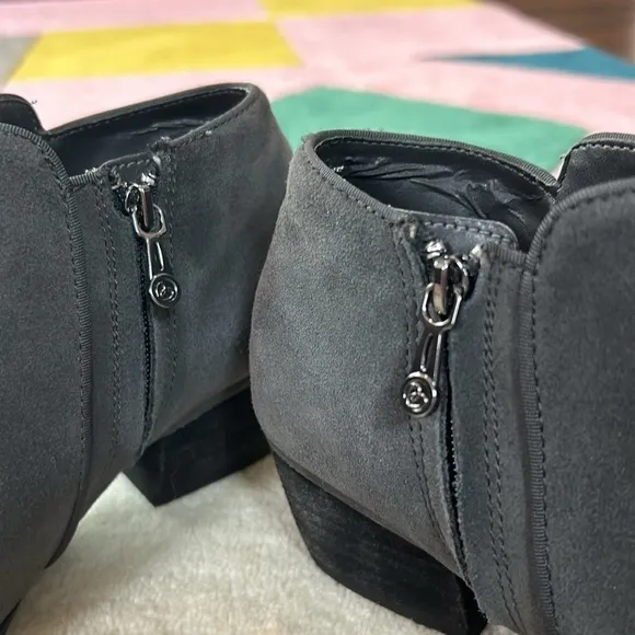 Blondo Villa Waterproof Dark Grey Suede Ankle Boots Booties