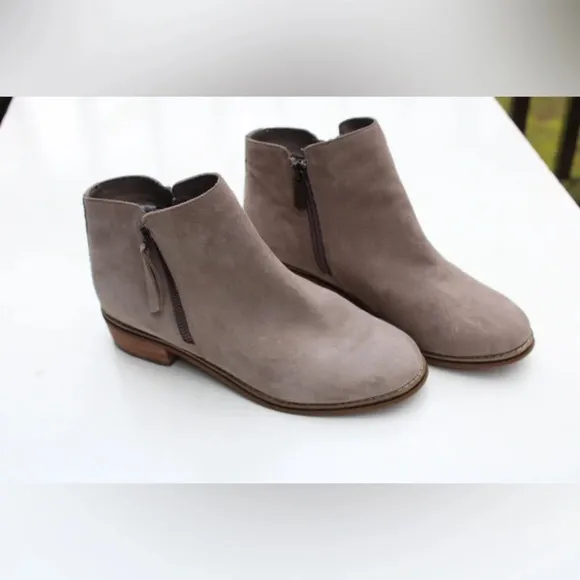 Blondo waterproof ankle boots