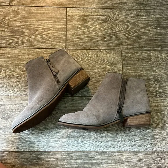 Blondo waterproof ankle boots