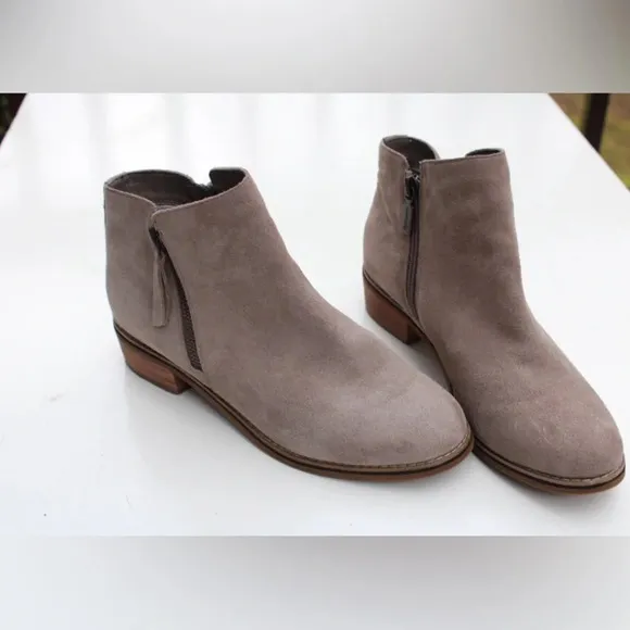 Blondo waterproof ankle boots