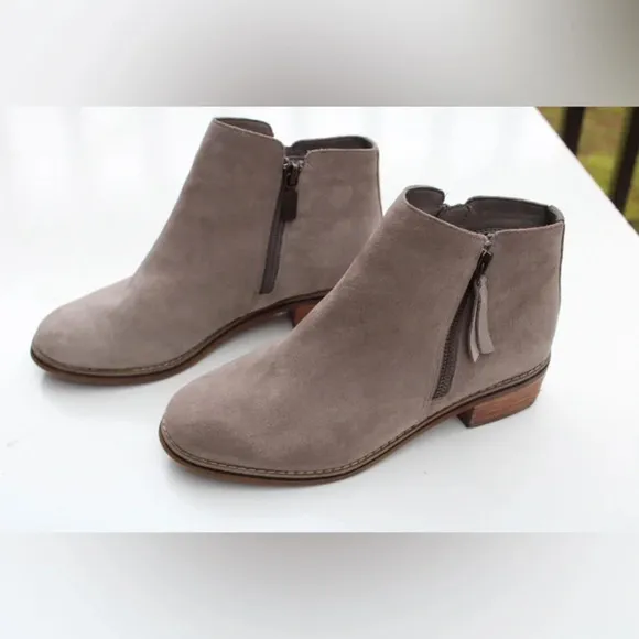Blondo waterproof ankle boots