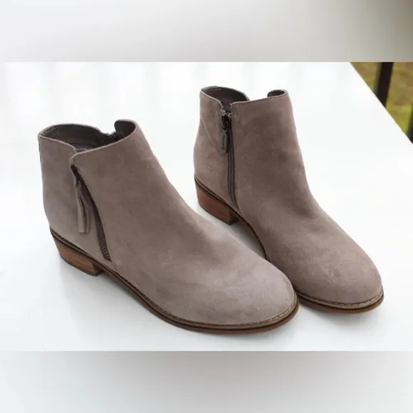 Blondo waterproof ankle boots
