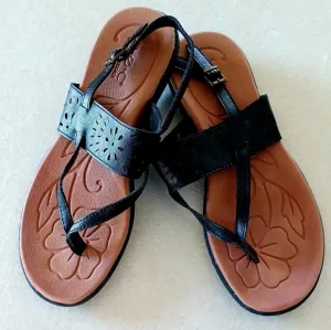 BOC Black Sandals Toe Post Laser Cut Out Womens Size 8M Good Pre-Owned Condition