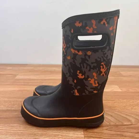 BOGS Rain Boots Youth Kids Size 1 Neo Camo NEW