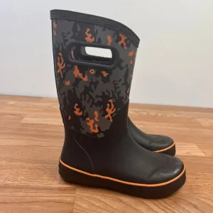 BOGS Rain Boots Youth Kids Size 1 Neo Camo NEW