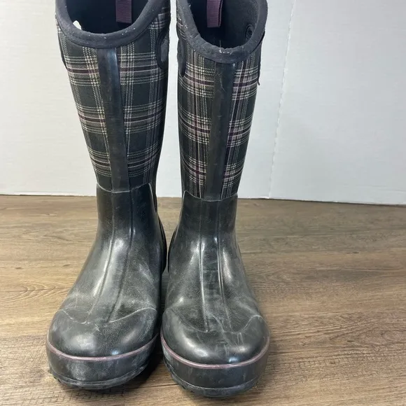 BOGS Women Classic High Winter Plaid Boot, Insulated Waterproof, size 8