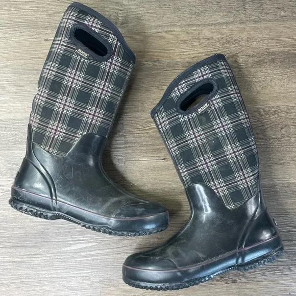 BOGS Women Classic High Winter Plaid Boot, Insulated Waterproof, size 8