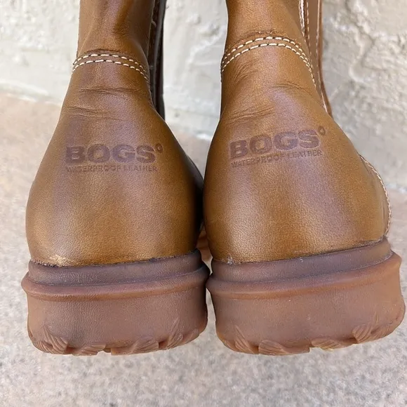 Bogs Women’s Pearl Slip On Boots Tan Neutral Waterproof Rain Leather Size 9