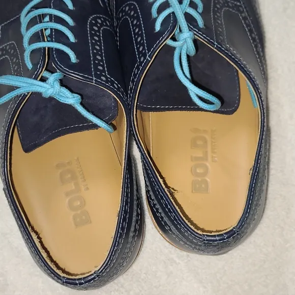 Bold By Soxy Blue Leather Wingtip Dress Shoe's Size 9 Men's