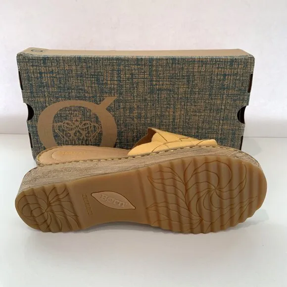 Born Aleah Sandals Woven Leather Slip On Slides Yellow Size 8 NEW