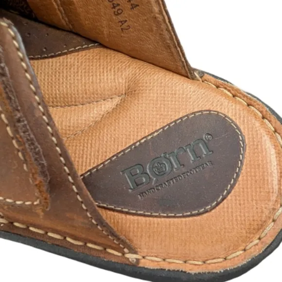 Born Men's Leather Slip-On Fisherman Sandals Size 10/44