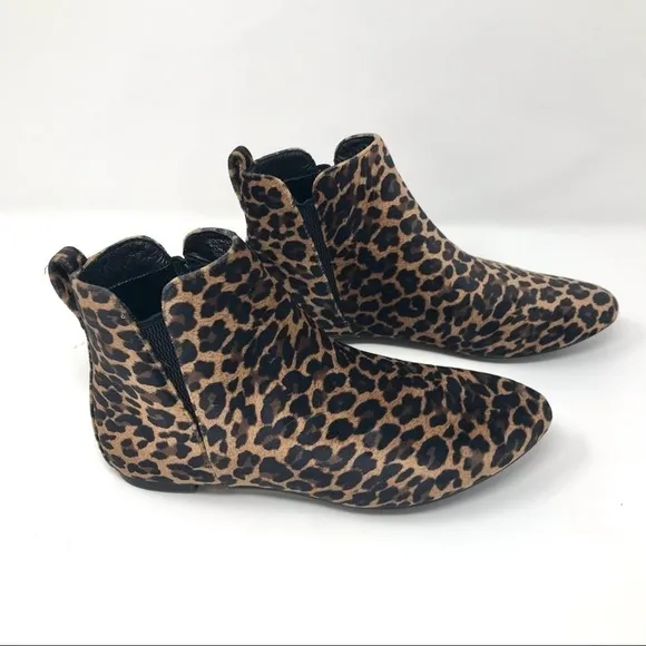 Born Remo Brown and Black Leopard Animal Print Fabric Pixie Booties Size 6