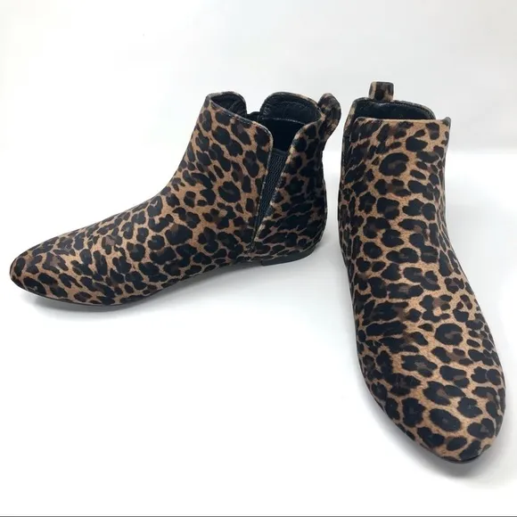 Born Remo Brown and Black Leopard Animal Print Fabric Pixie Booties Size 6