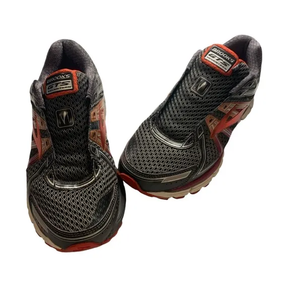 Brooks Adrenaline GTS 17 Gray Red Womens Running Shoes Size 9.5