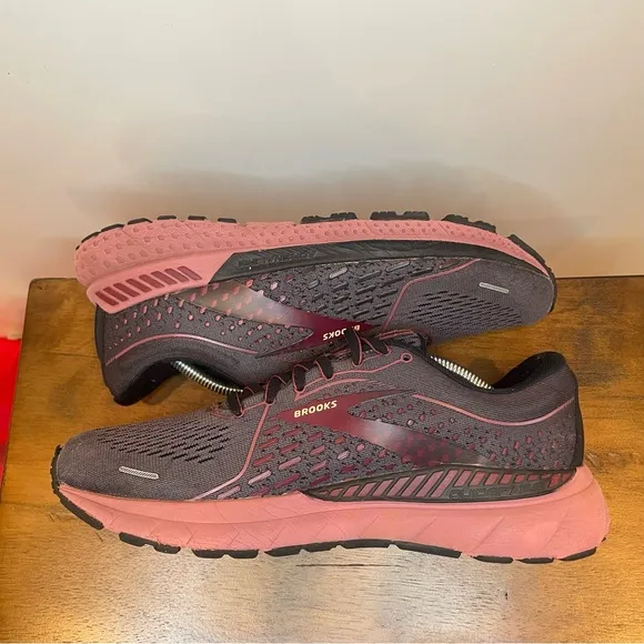 Brooks | Adrenaline GTS 21 Running Shoes - Gray Pink ; Womens 9