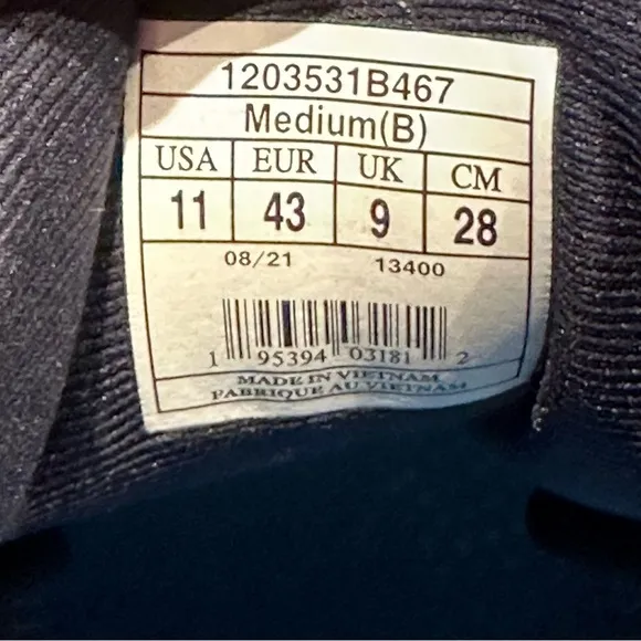 Brooks Adrenaline GTS 22 Womens Size 11 Running Shoes Light Dark Blue (Lot of 2)